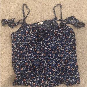 hollister floral shirt